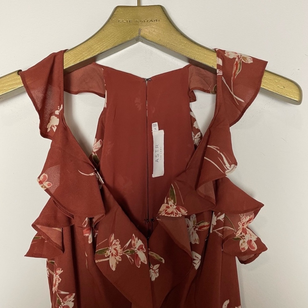 ASTR The Label Floral Ruffle Maxi Dress \\ S - Picture 4 of 11